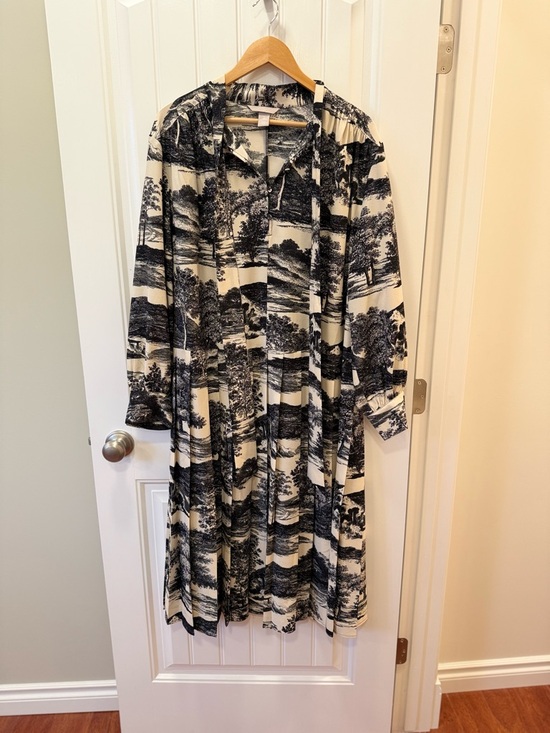 H&M Black and Cream Scenic Print Tie-Neck Midi Dress - Picture 8 of 12